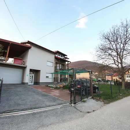 Kamin Wellness Apartment *