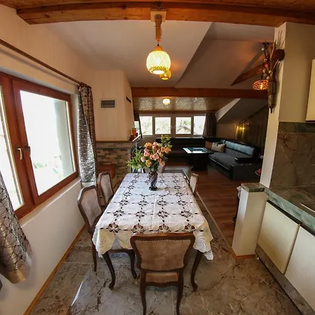 Kamin Wellness Apartment